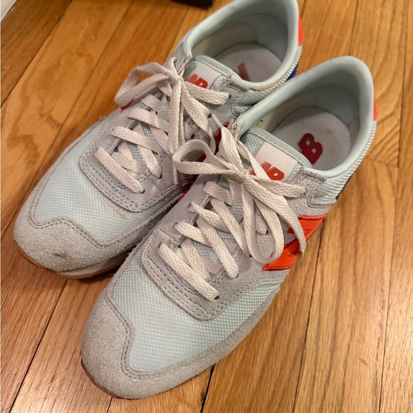 New Balance Retro Sneakers - Picture 2 of 5